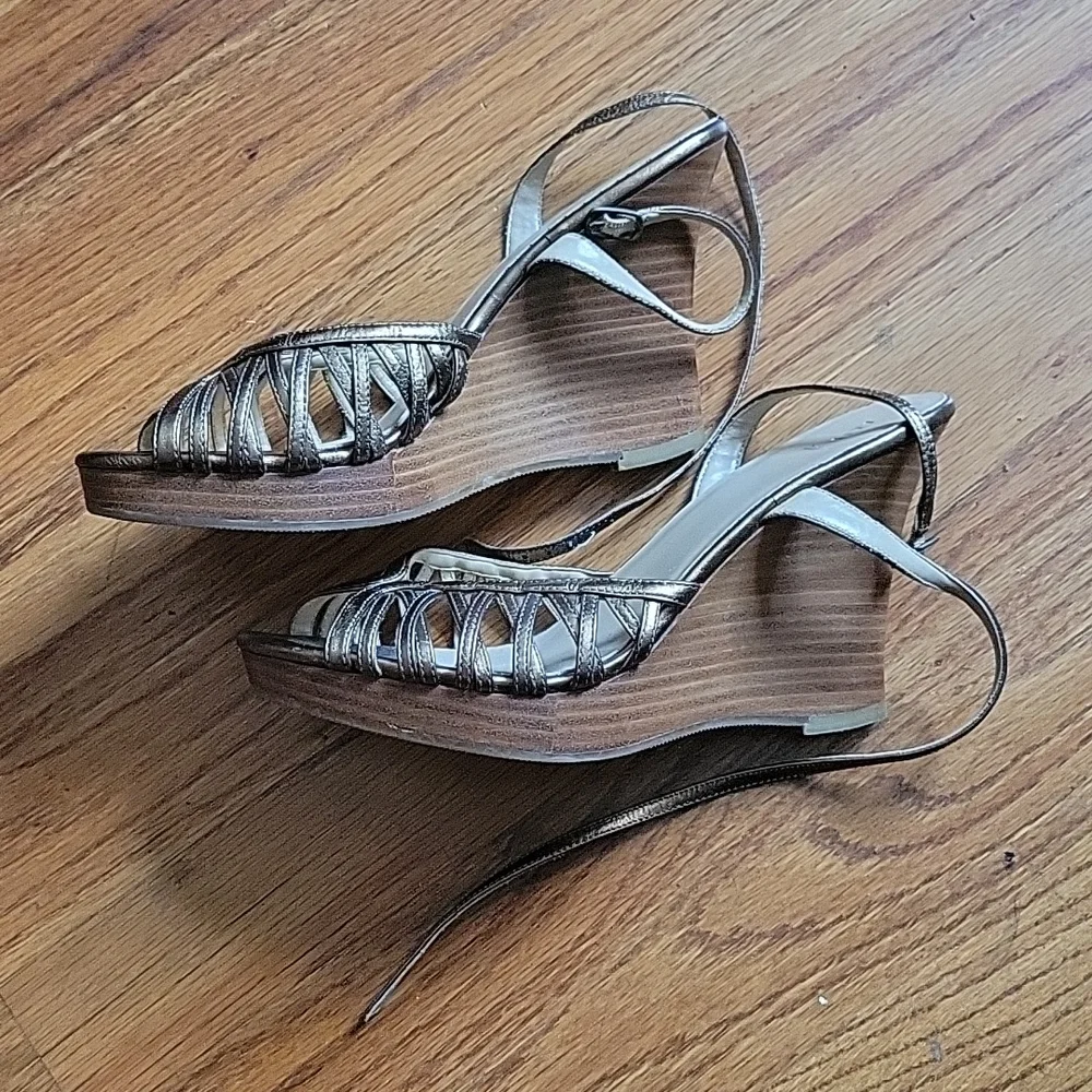 Bakers Retro bronze wedge sandals with ankle strap - Picture 6 of 6